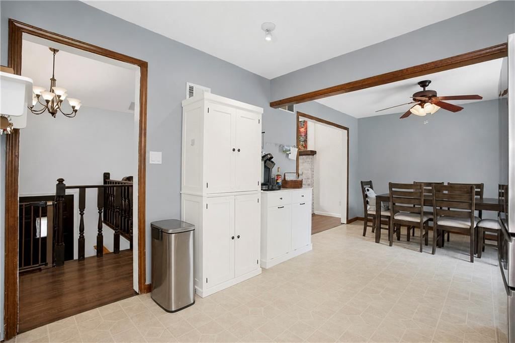 1420 W Spruce Street — photo 8