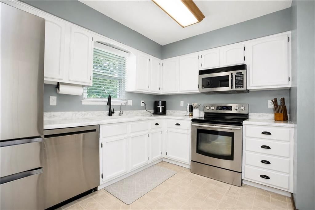 1420 W Spruce Street — photo 11