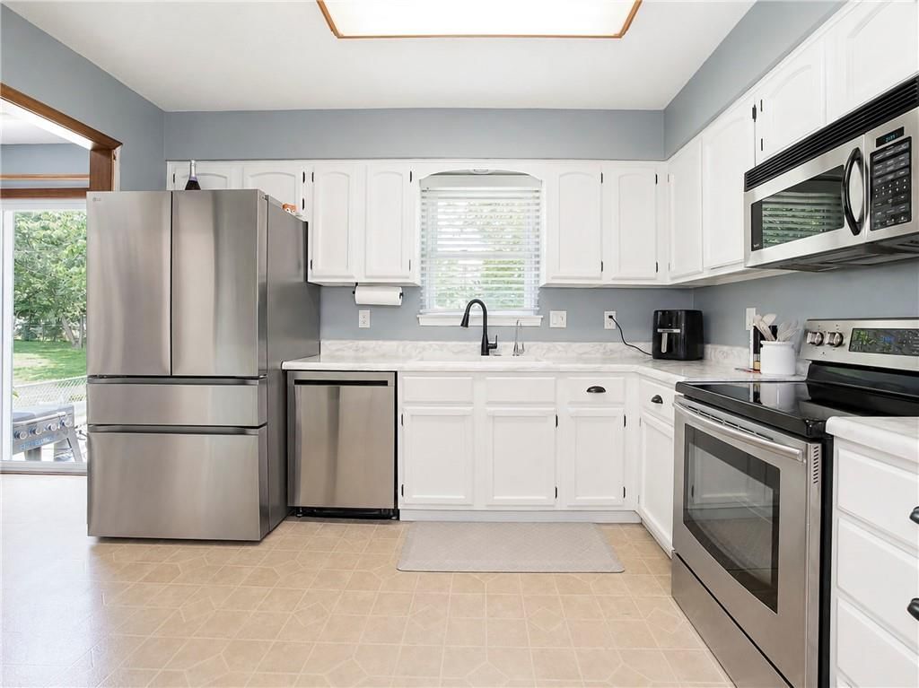 1420 W Spruce Street — photo 12