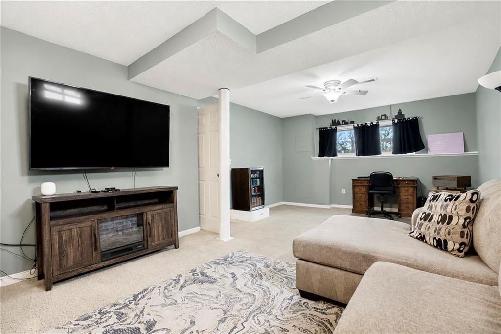 1420 W Spruce Street — photo 22