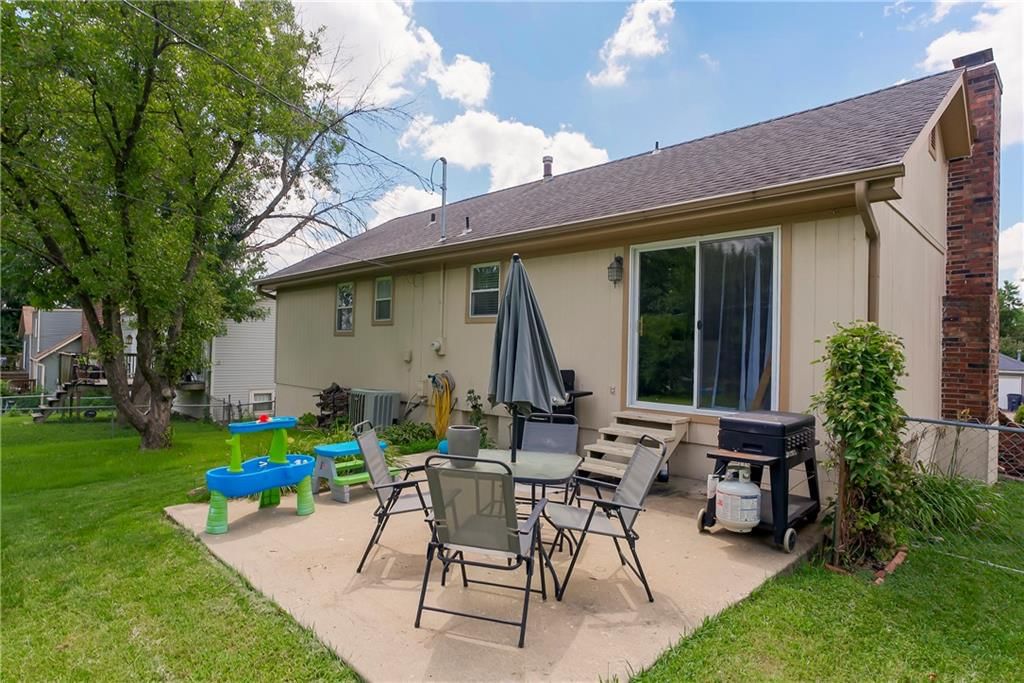 1420 W Spruce Street — photo 25