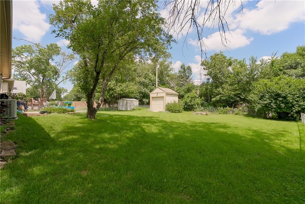 1420 W Spruce Street — photo 26