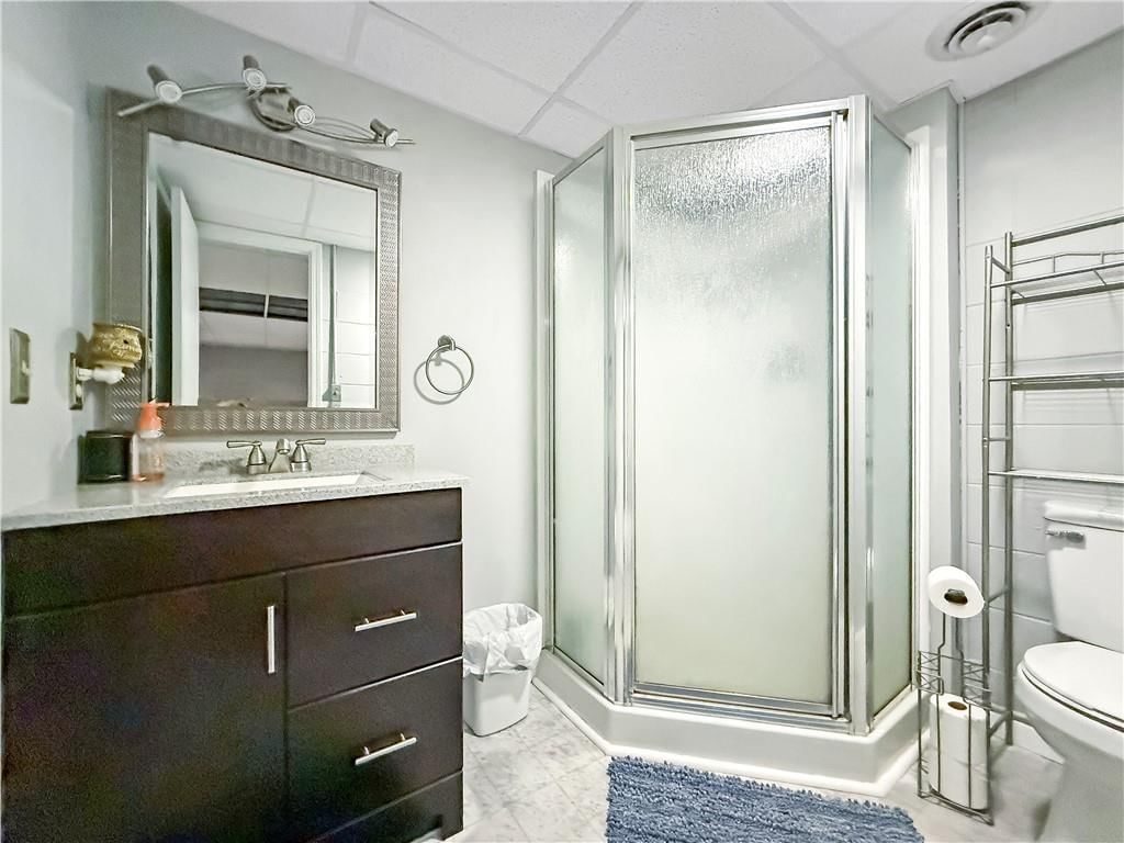 500 W 33rd Street — photo 17