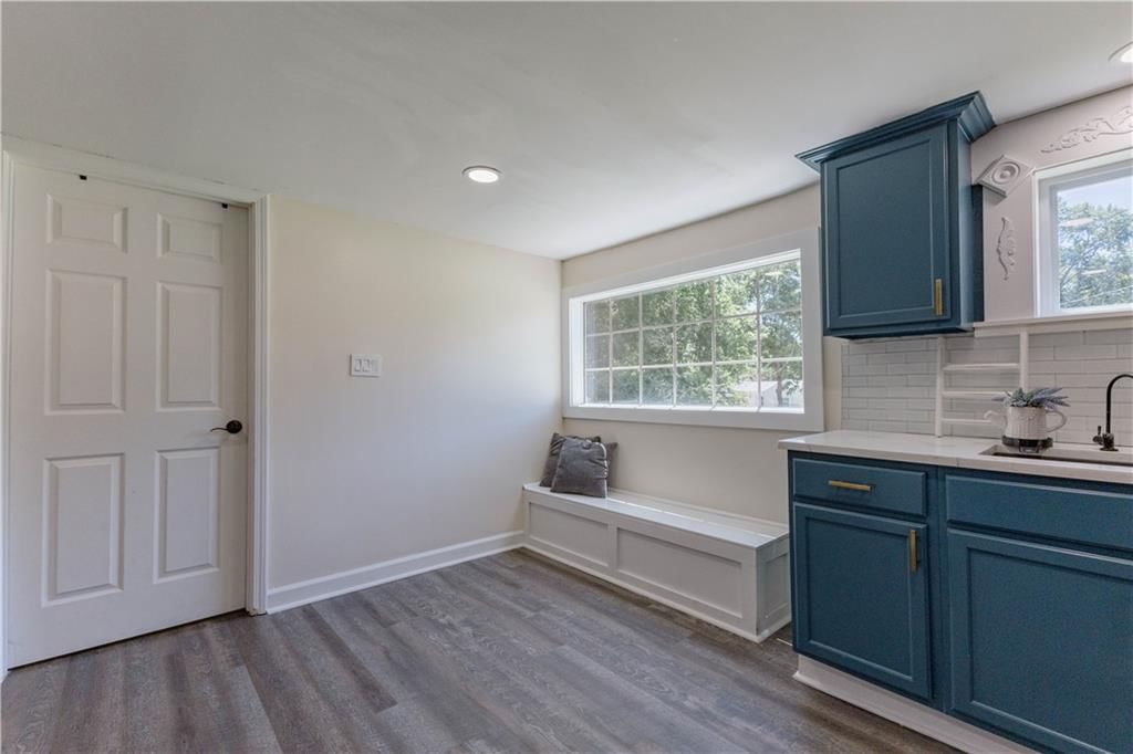 2900 Woodend Avenue — photo 8