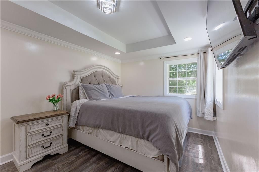2900 Woodend Avenue — photo 10