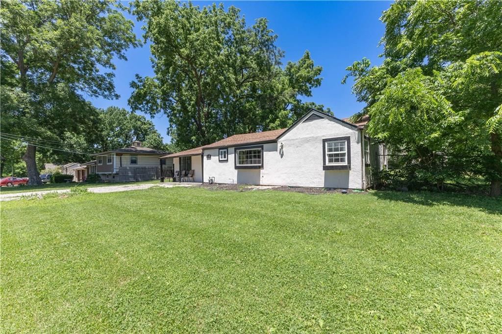 2900 Woodend Avenue — photo 15