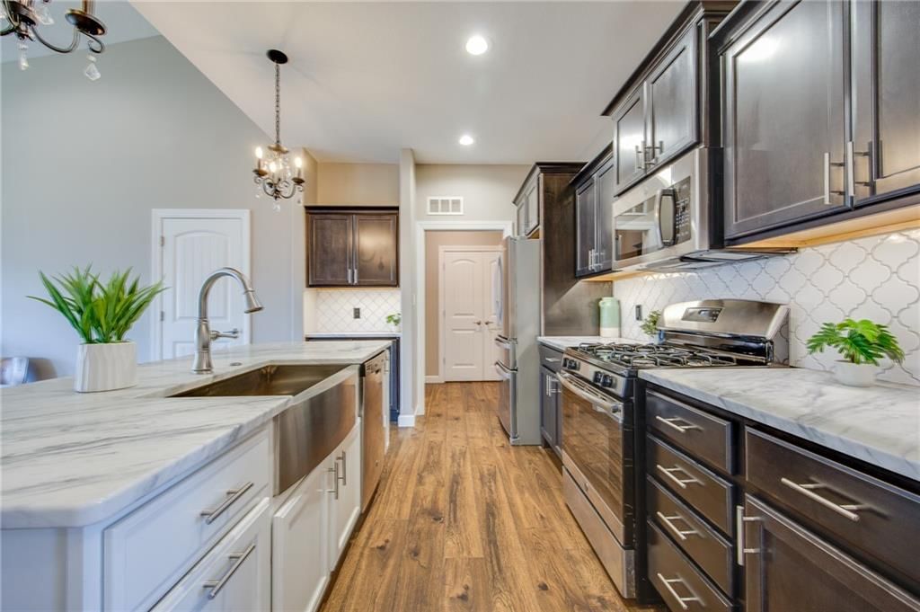2705 Chasehire Drive — photo 4