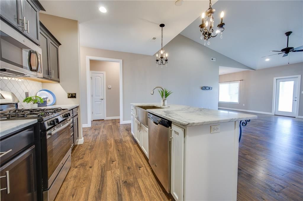2705 Chasehire Drive — photo 7