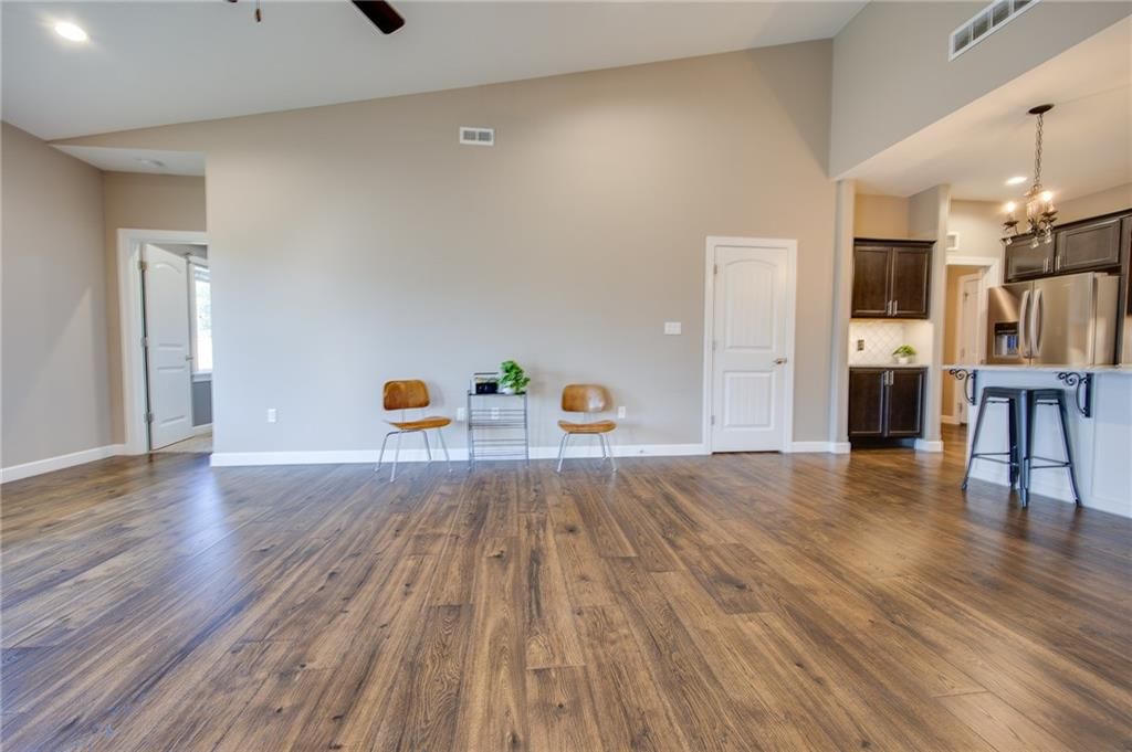 2705 Chasehire Drive — photo 9