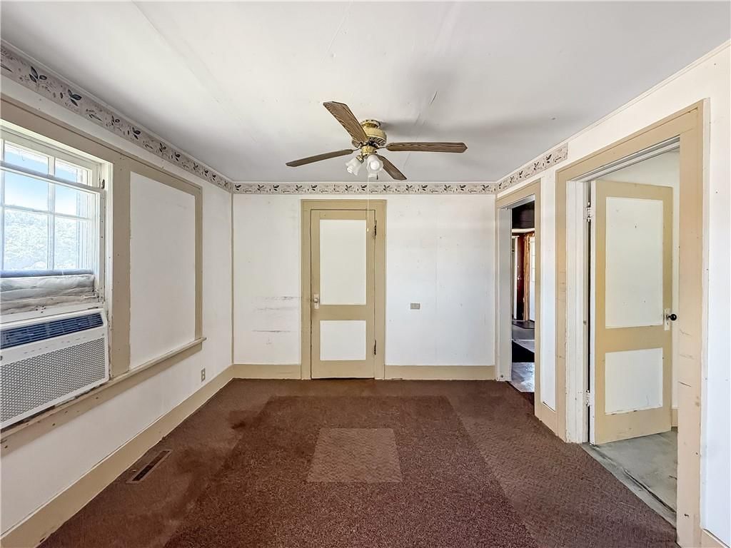 216 W 22nd Street — photo 8