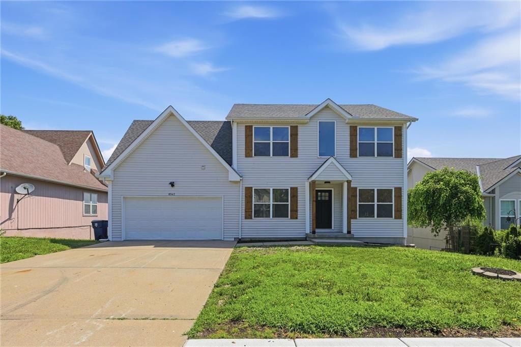8547 N Robinhood Avenue, Kansas City, MO