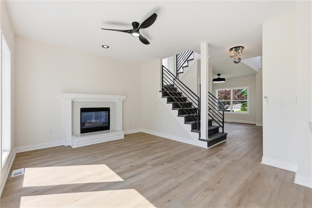 8547 N Robinhood Avenue — photo 7