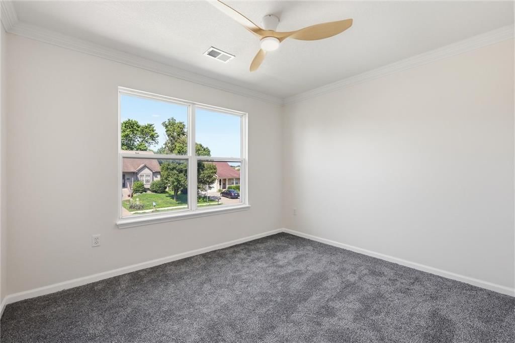 8547 N Robinhood Avenue — photo 29