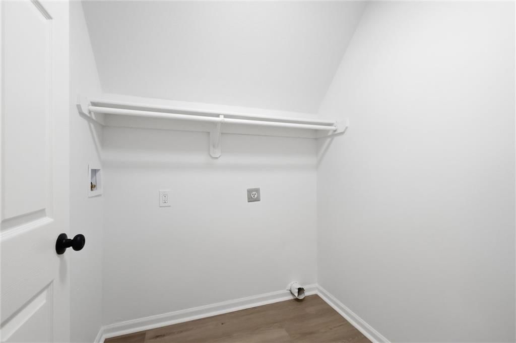 8547 N Robinhood Avenue — photo 33