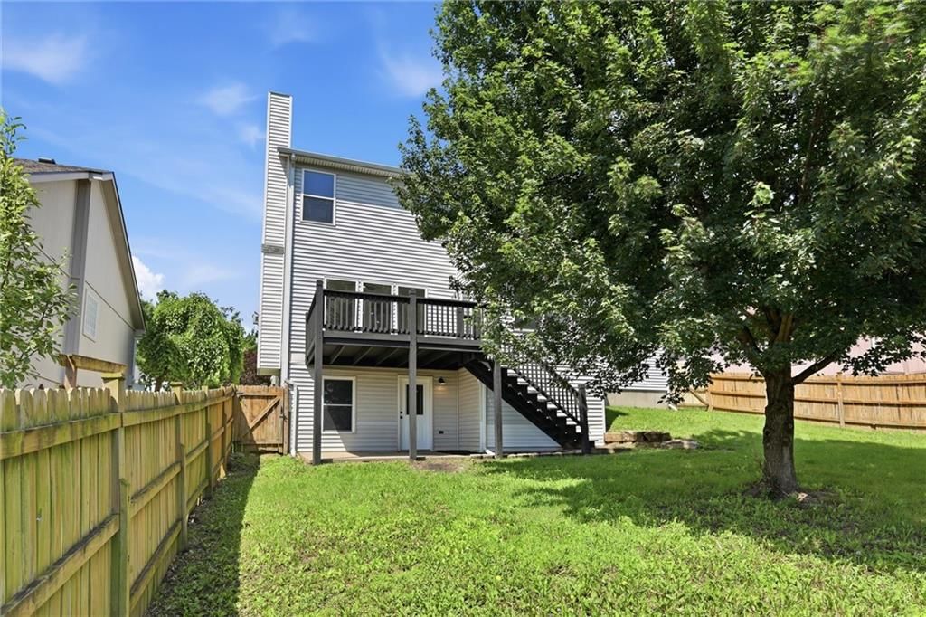 8547 N Robinhood Avenue — photo 39