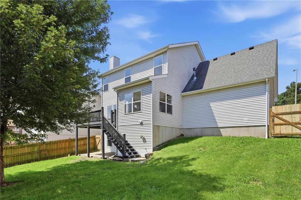 8547 N Robinhood Avenue — photo 41