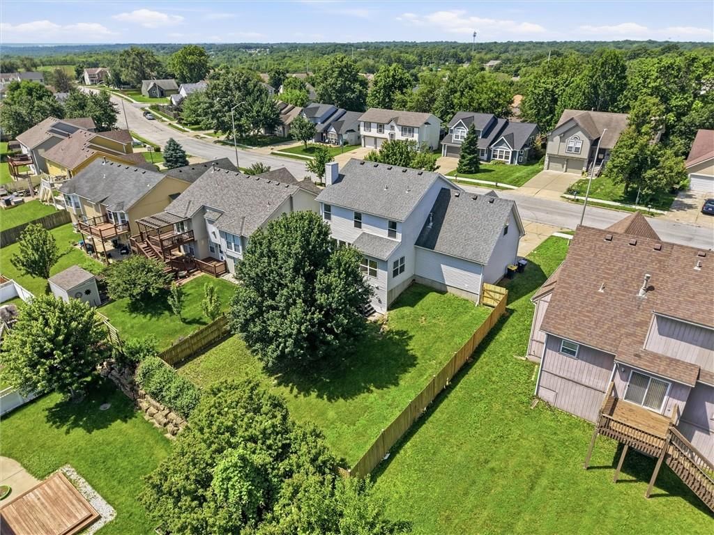8547 N Robinhood Avenue — photo 45