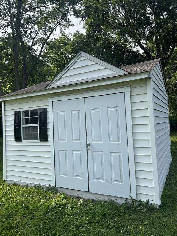 528 E Loula Street — photo 20