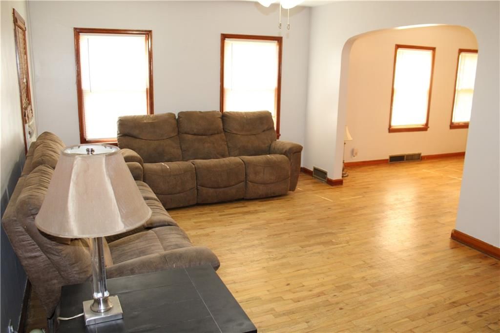 123 E Atkinson Avenue — photo 7