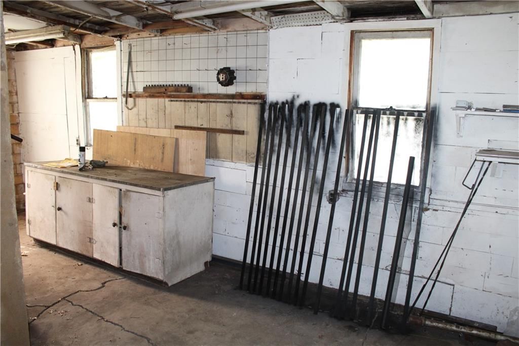 123 E Atkinson Avenue — photo 22