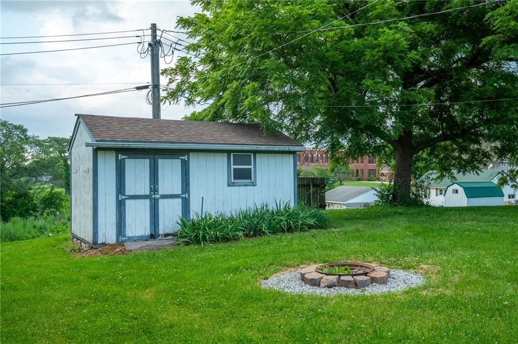 409 W Van Buren Street — photo 4