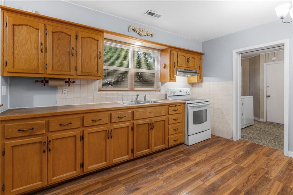 409 W Van Buren Street — photo 8