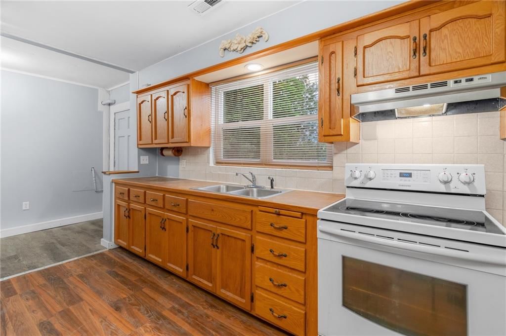 409 W Van Buren Street — photo 13