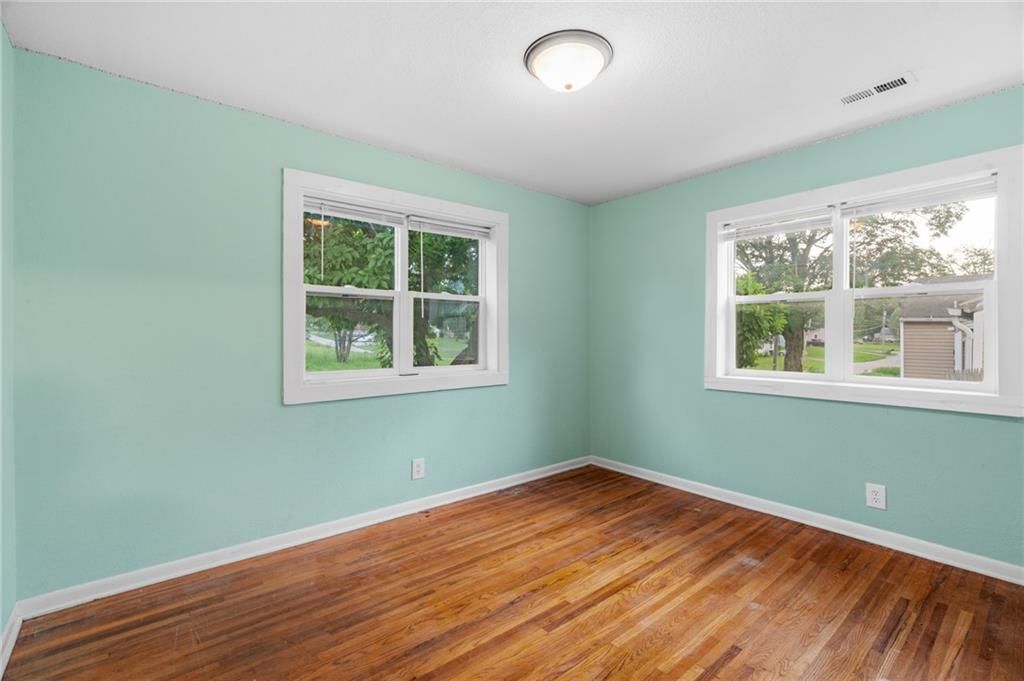 409 W Van Buren Street — photo 14