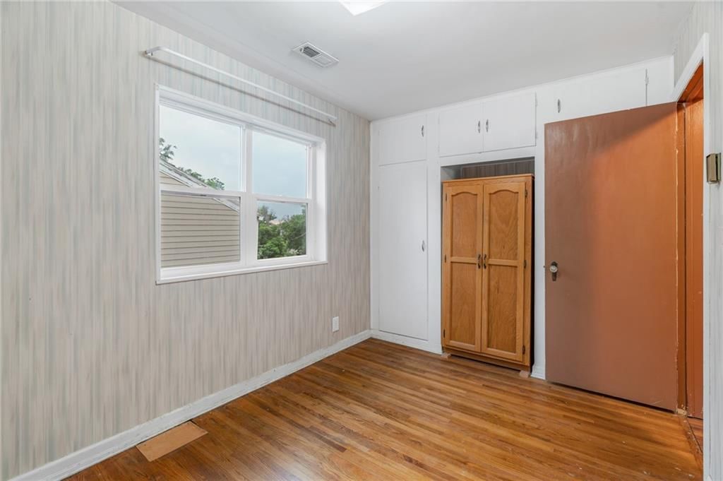 409 W Van Buren Street — photo 19
