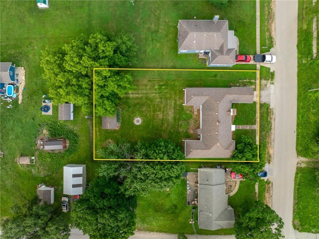 409 W Van Buren Street — photo 25