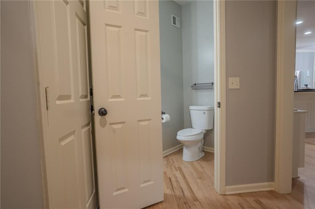 13918 Parkhill Street — photo 23