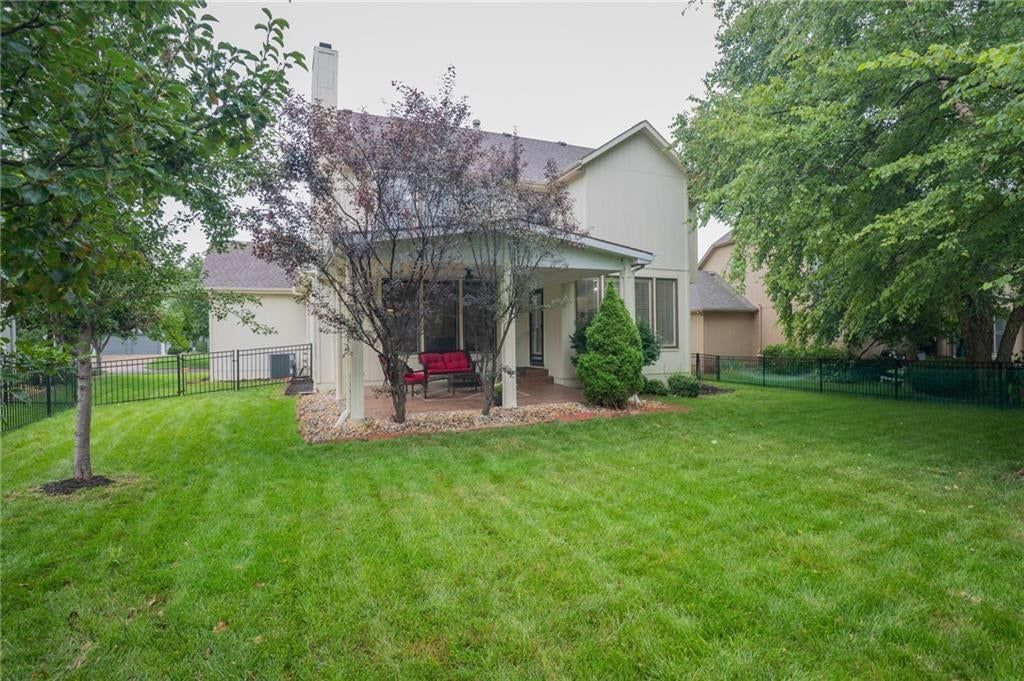 13918 Parkhill Street — photo 55