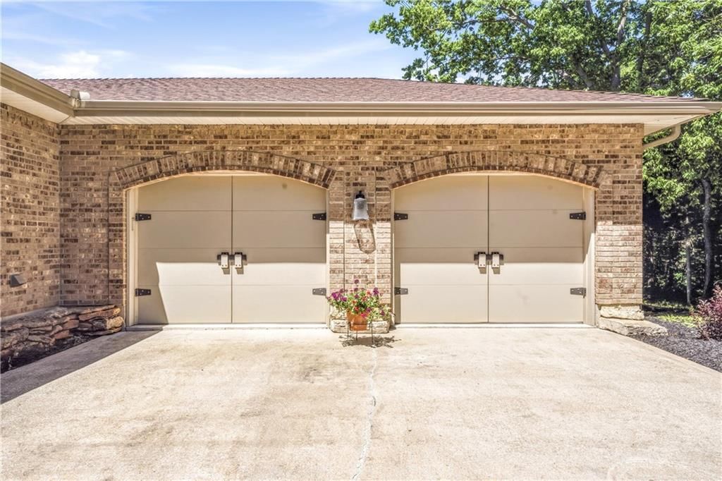 33180 W 95th Street — photo 15