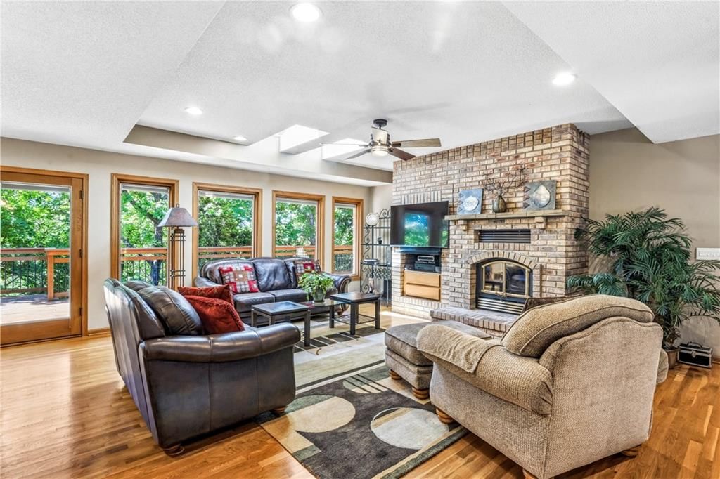 33180 W 95th Street — photo 23