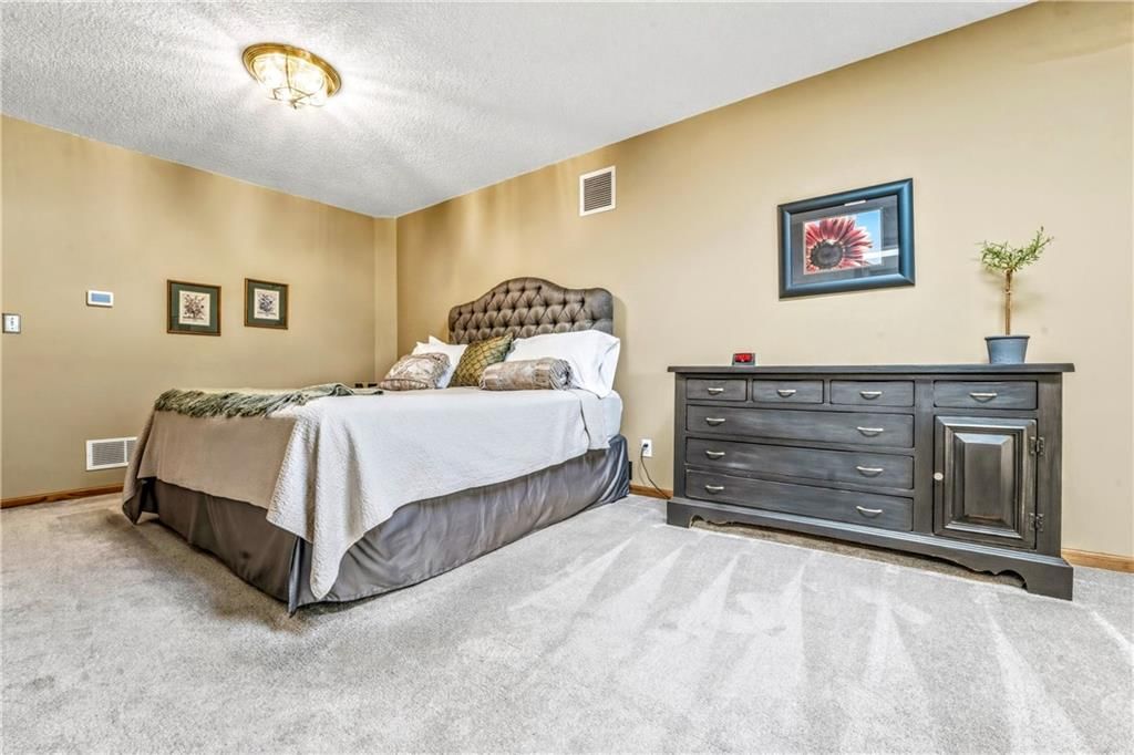 33180 W 95th Street — photo 46