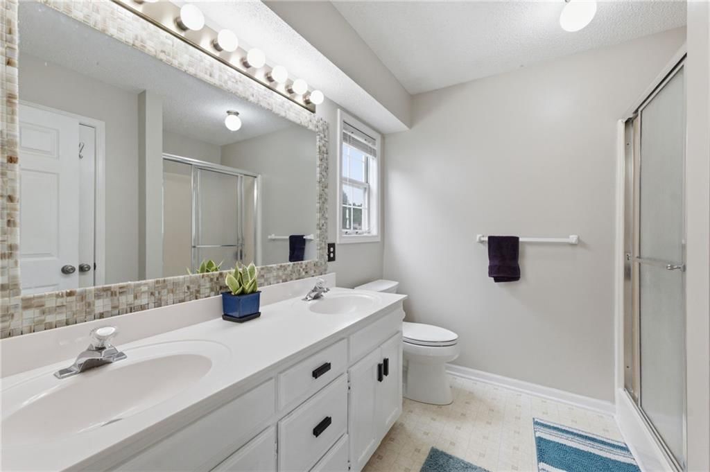 205 Apple Valley Parkway — photo 15