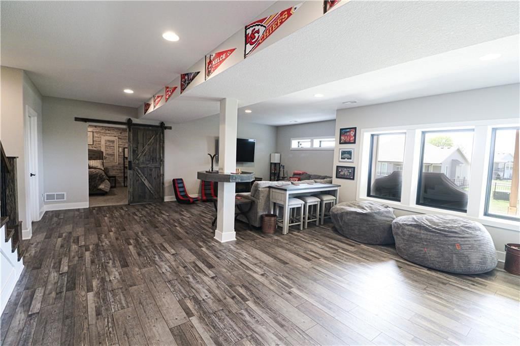 4720 NE Freehold Drive — photo 29