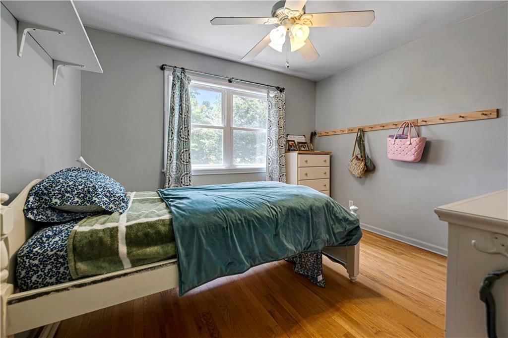 8929 Grandview Drive — photo 20