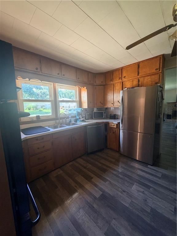 502 N Wooden Avenue — photo 11