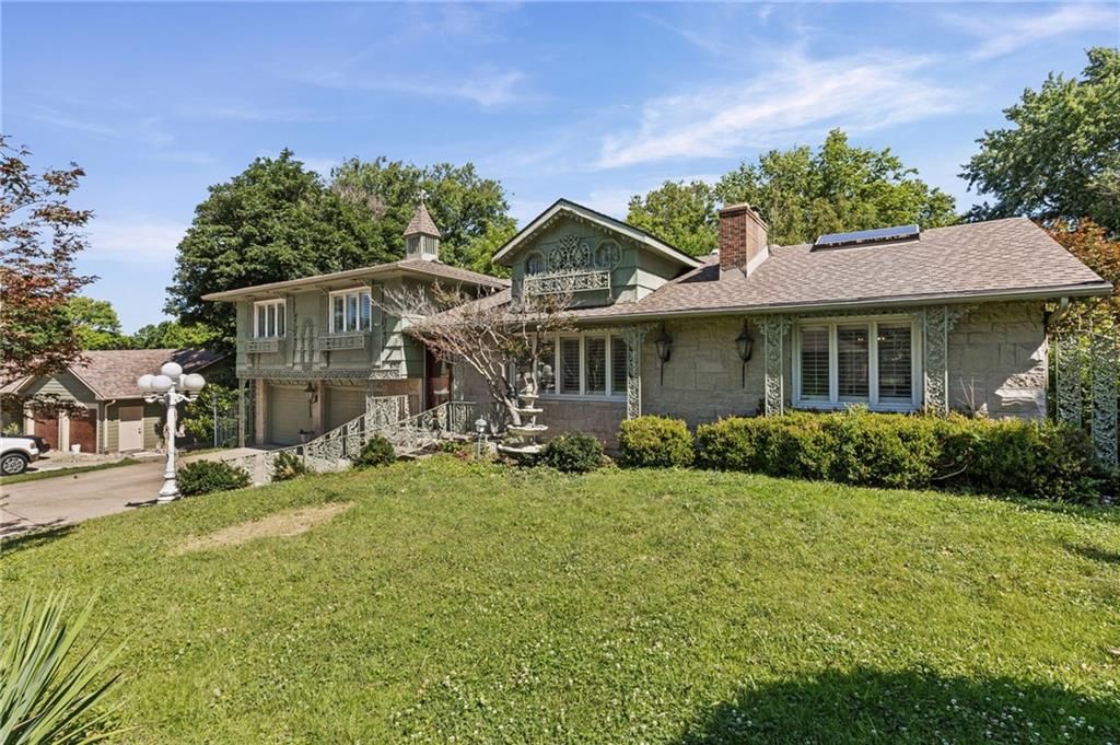 8712 WAVERLY Avenue — photo 4