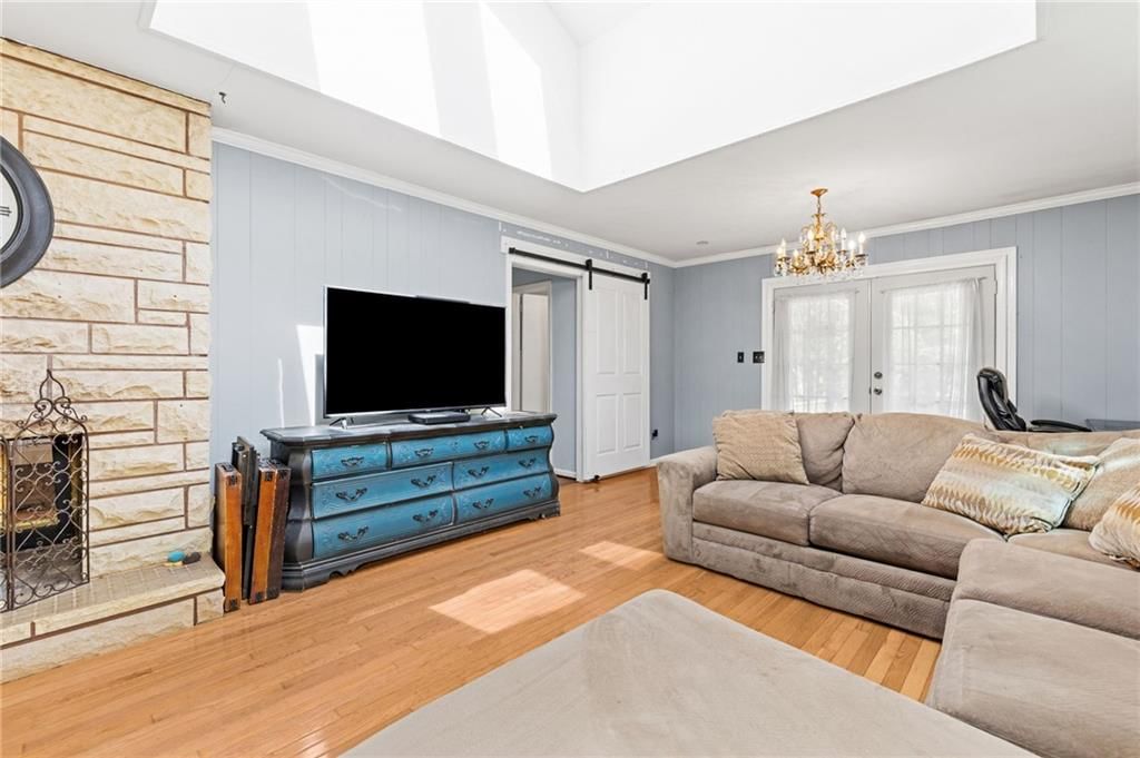 8712 WAVERLY Avenue — photo 17