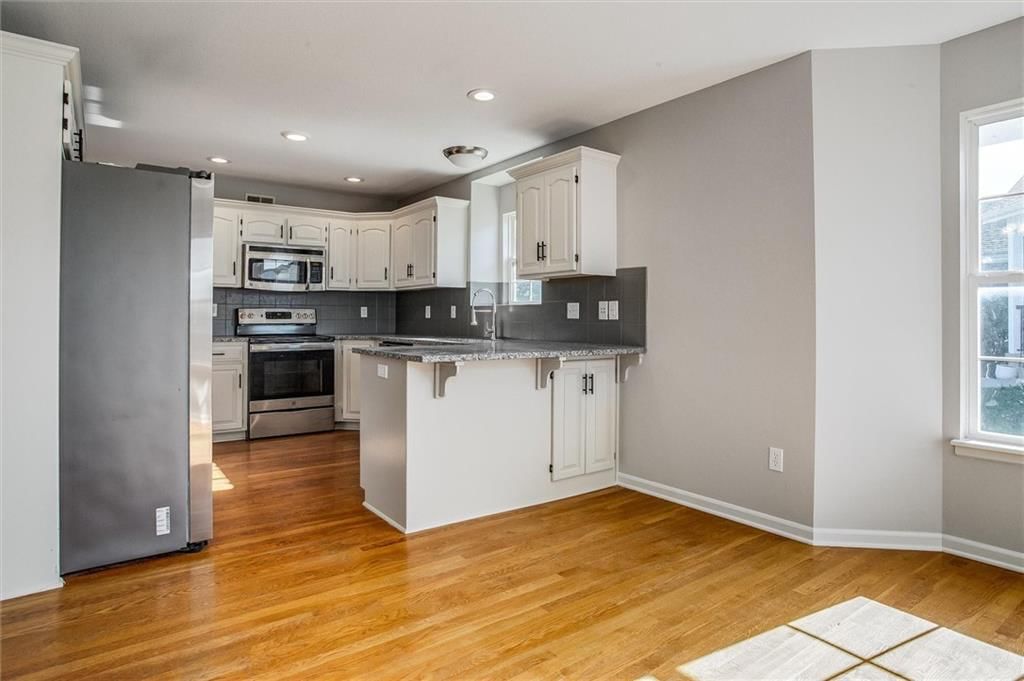 1302 Ridge Tree Lane — photo 9