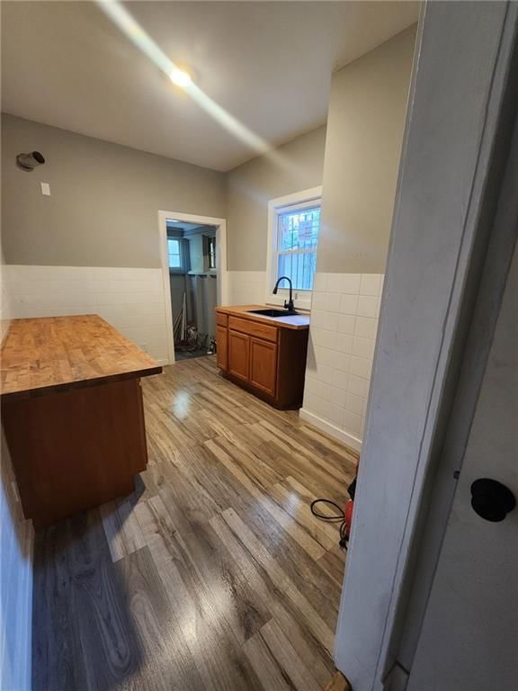 3959 saint john Avenue — photo 12