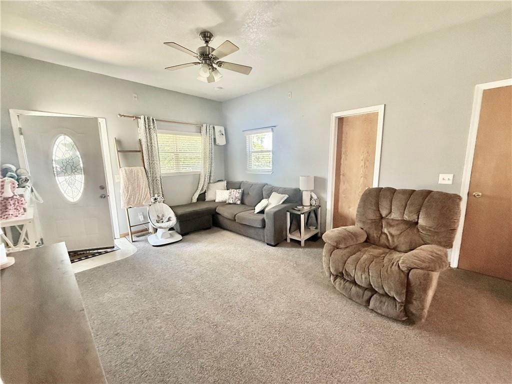1316 E 2nd Street — photo 13