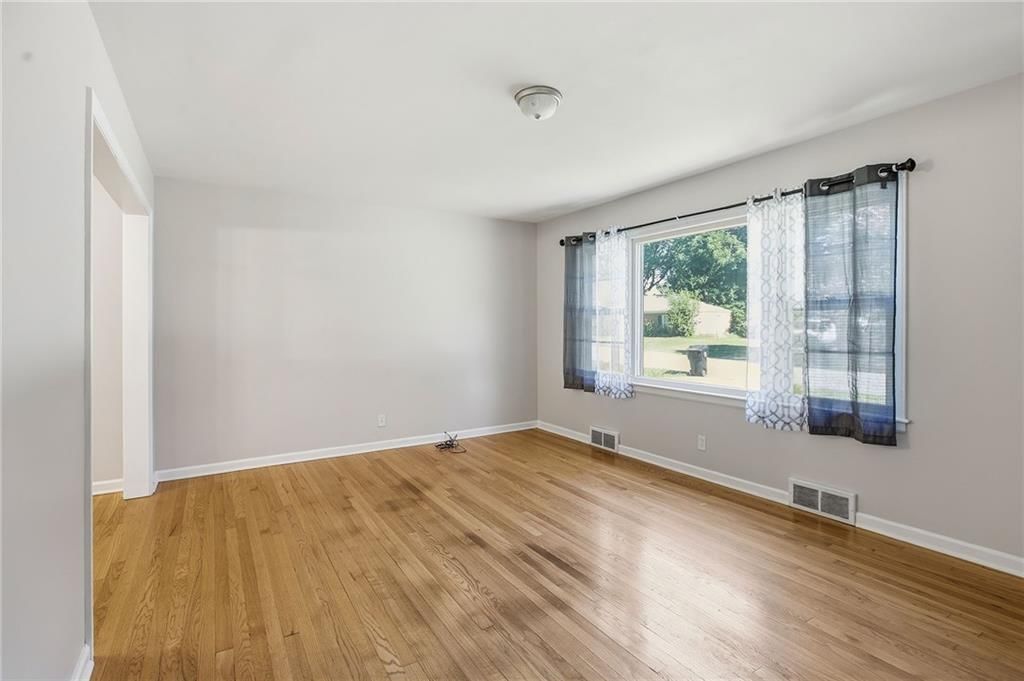 10101 E 69TH Street — photo 11