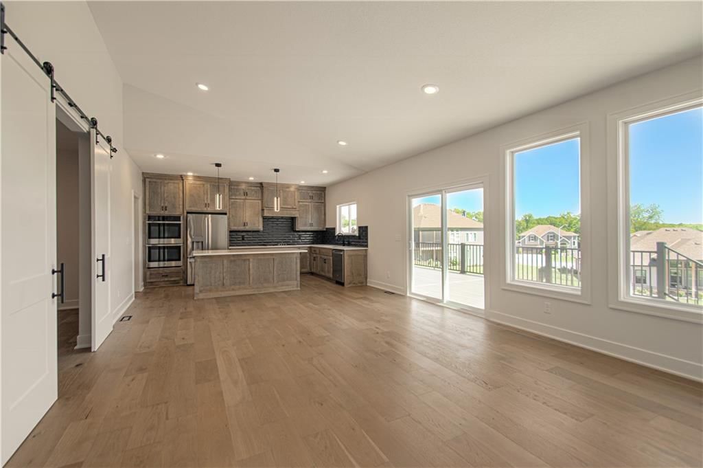 7551 NW Gower Avenue — photo 11