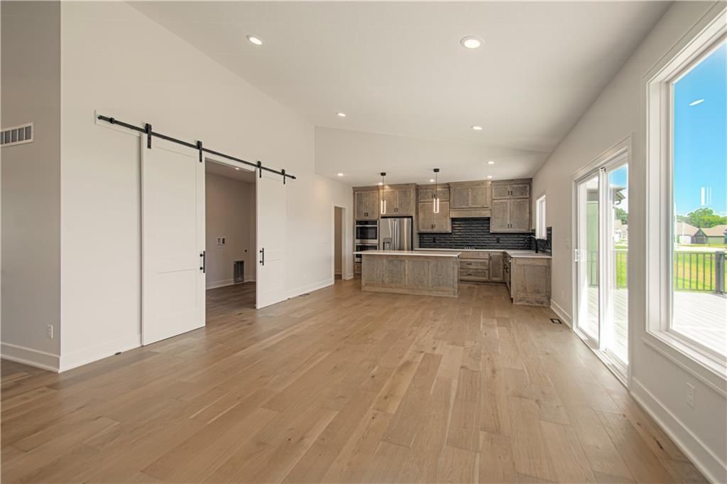 7551 NW Gower Avenue — photo 12
