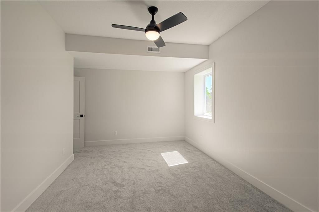 7551 NW Gower Avenue — photo 43