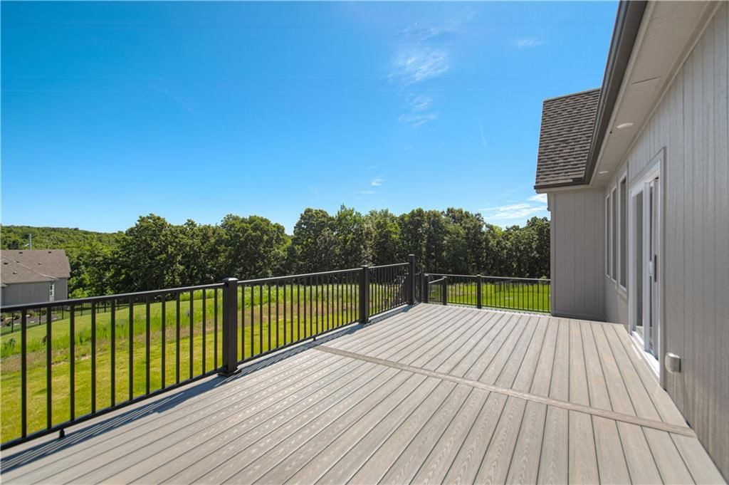 7551 NW Gower Avenue — photo 50