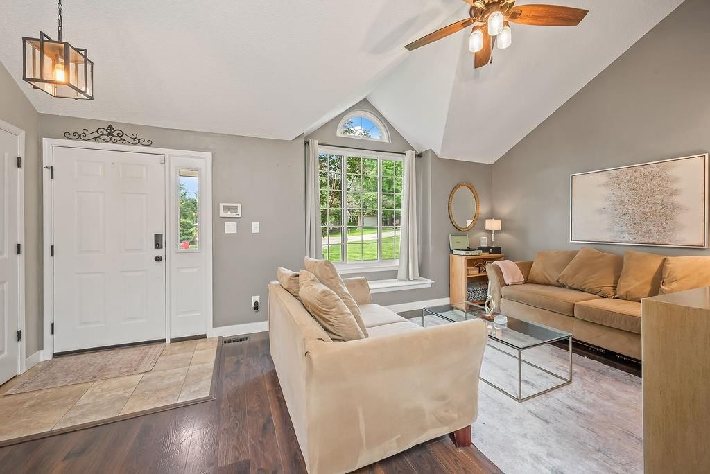 4208 NW Jonathan Court — photo 11
